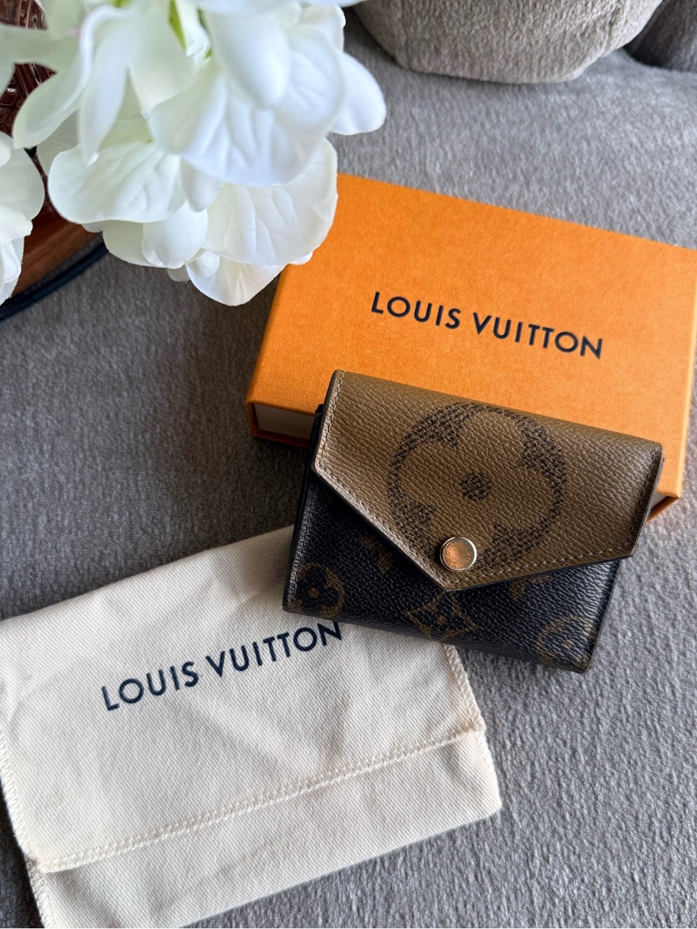 Louis Vuitton Brown Reverse Monogram Victorine Wallet Authentic